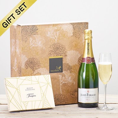 Champagne & Chocolates Gift Set Code: C01650ZS | National and Local Delivery