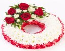 Red and White Traditional Wreath Code: F13680RS