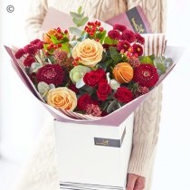 Beautiful Classic Christmas hand-tied bouquet Code: XCHT0200 -1 | National delivery and local delivery or collect from shop