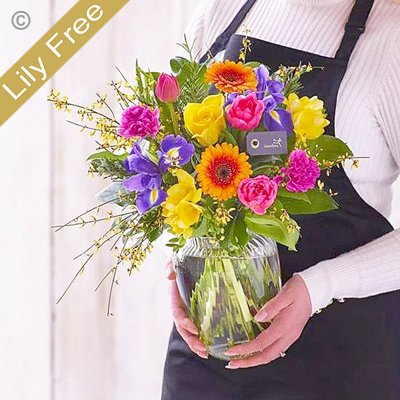 Spring lily free vase Code: SLFVASEU1 | National Delivery and Local Delivery Or Collect From Shop