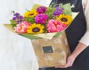 Summer hand-tied bouquet Code: HHTU2 | National delivery and local delivery or collect from our shop