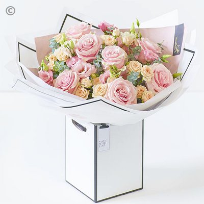 Beautifully Simple Luxury Pink Bouquet Code: SIPHT2 | National delivery and local delivery or collect from shop