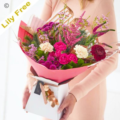 Winter Lily Free Trending Hand-Tied Bouquet Code: WTHT0100 | National delivery and local delivery or collect from shop