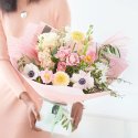 Lovely Trending spring lily free bouquet Code: STLFHT0200 | National delivery and local delivery or collect from shop