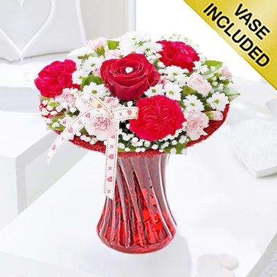 Red love vase Code: JGF400550RL | Local delivery or collect from shop only